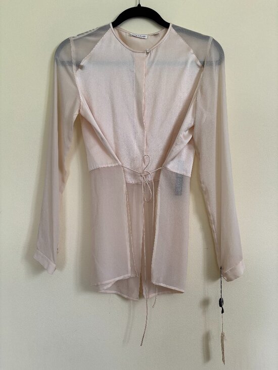 Tahari Tops - Tahari Cream Silk Women's Blouse Size 6 with Pearl Buttons and Draw String